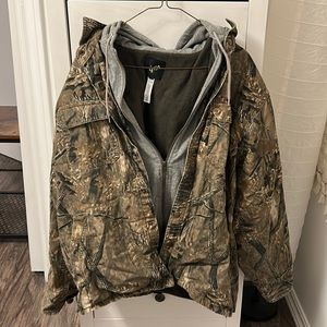 Camo jacket. Hoodie part is built in.